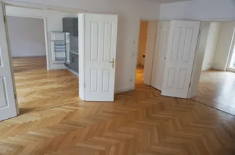 Charmante 3-Zimmer-Altbauwohnung — photo 1